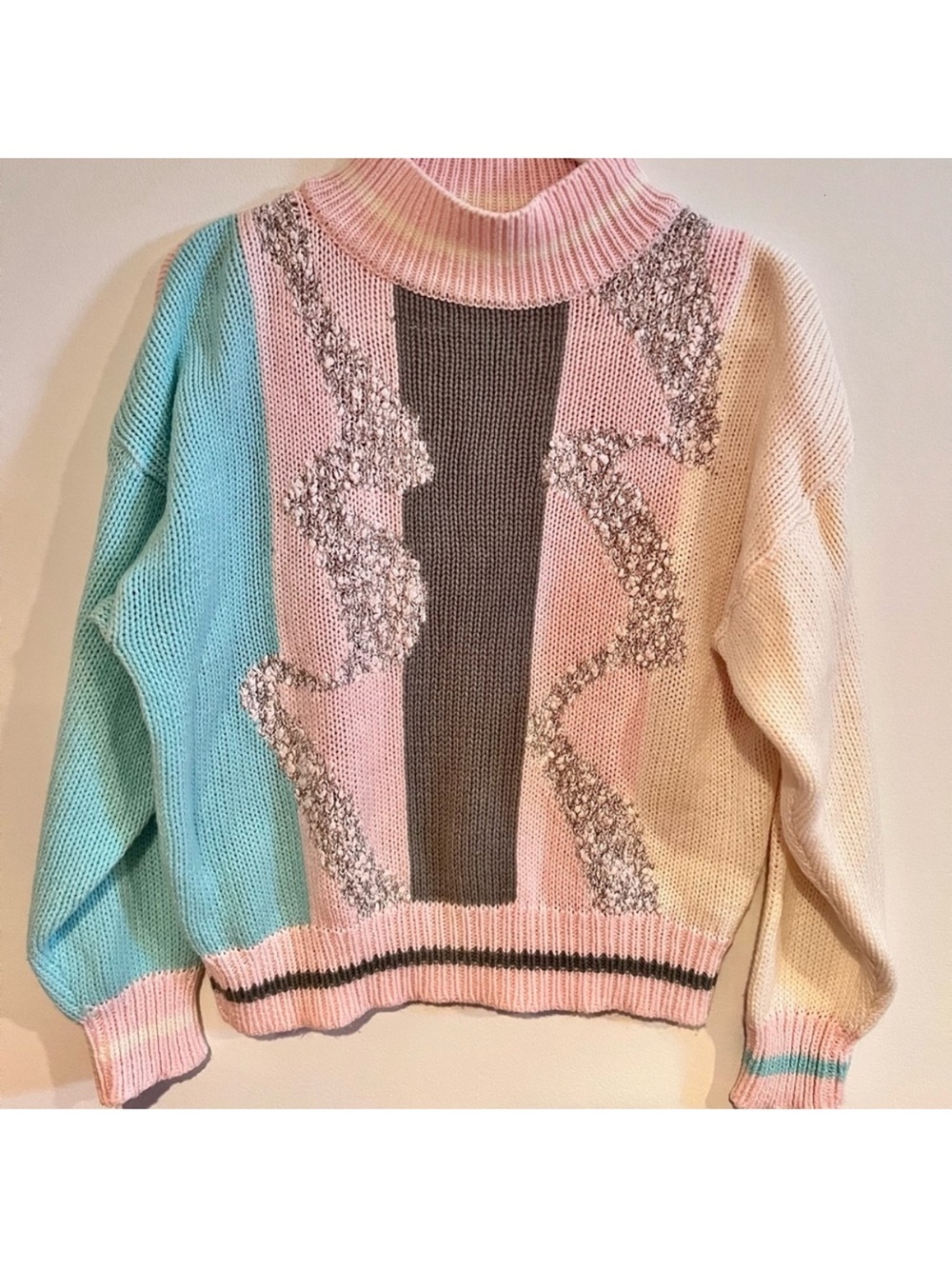 1980s vintage Pastel Colorblock Knit Sweater - Pink, Mint & Cream